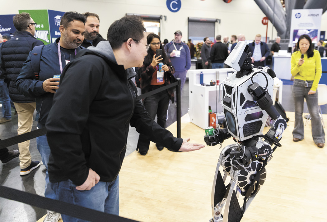 展示ブースには、DXの今後を占う多彩な技術が集結した