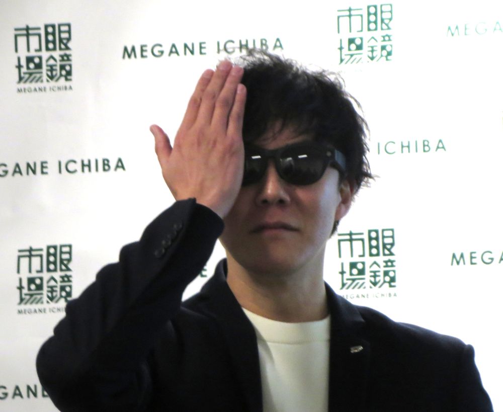 LEDを手でふさぐことで撮影を開始しないよう設計した