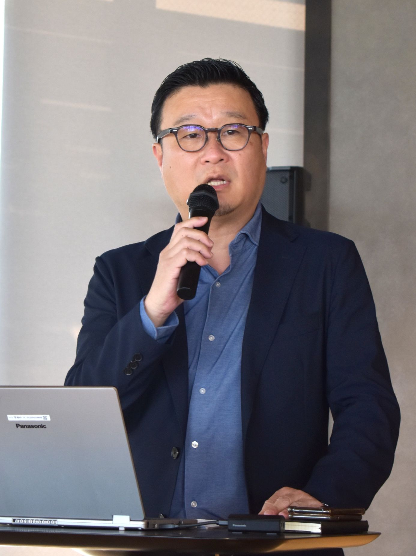 未来起点でデザインする価値創造で貢献していくと話す木村執行役員