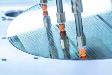 シュマルツ、真空パッド用新素材を開発　電子・半導体部品の搬送課題を解決