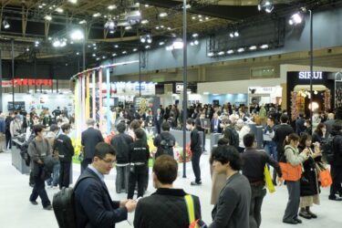 世界最大級のカメラ展「CP＋」開幕　勢いづくデジカメ市場、コンデジ軸にZ世代の需要取り込みへ