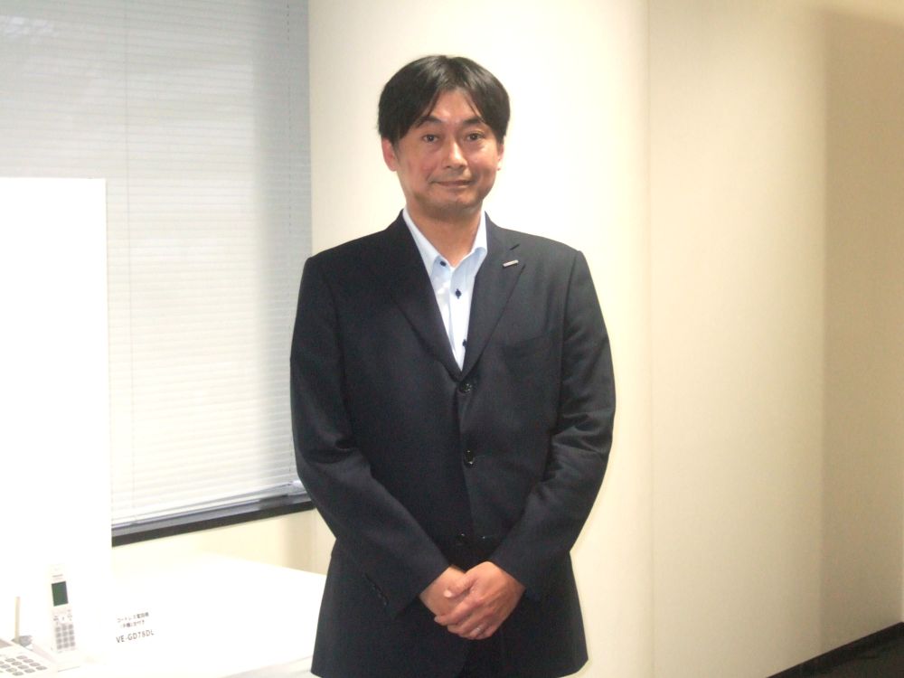 小笠原事業部次長