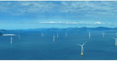 国内最大級の洋上風力発電所、九州で稼働　北九州響灘洋上ウインドファーム