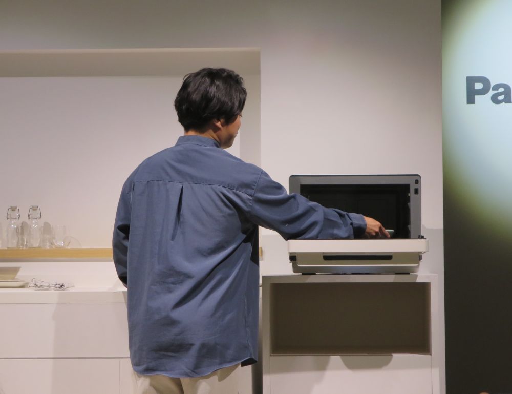 食材をおいしく調理し、使い切りをサポートする小世帯向けの調理家電