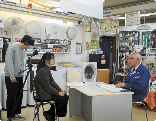 和迩店での動画撮影の様子