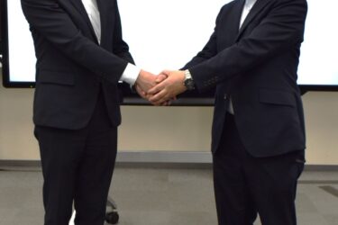 シャープ、38億円でシナプス買収　ERP分野強化