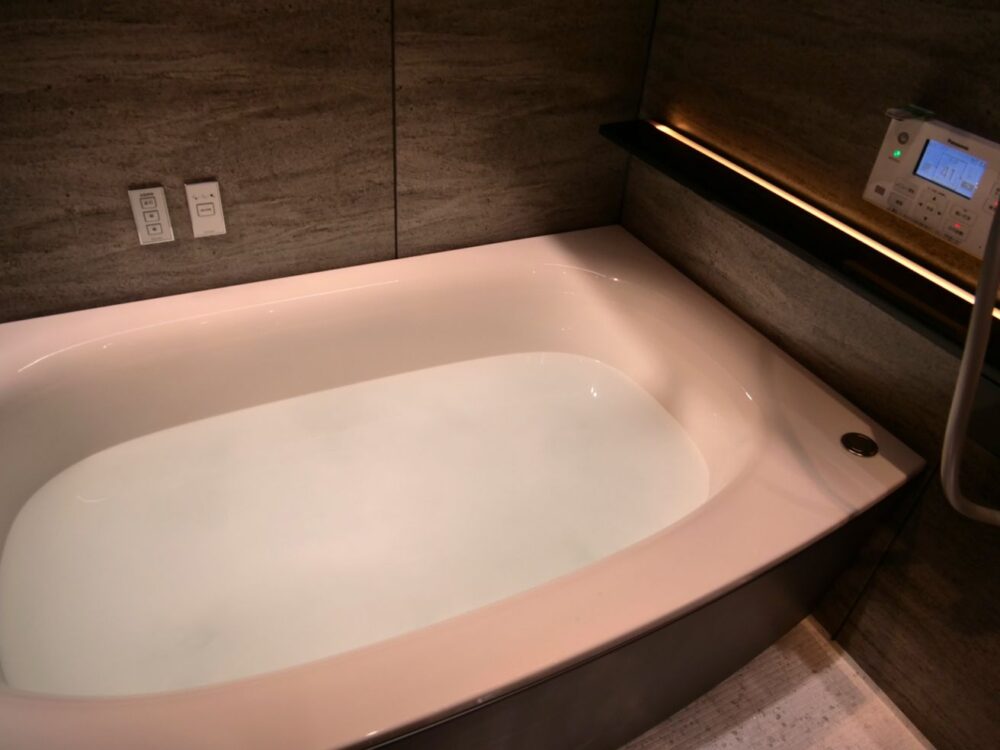 大きさの異なる二つの泡発生機能で、入浴の質を高める商品戦略も加速