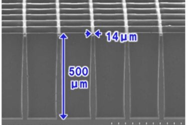 東レ、感光性ポリイミドの高アスペクト比パターニング技術で日本化学会技術進歩賞を受賞
