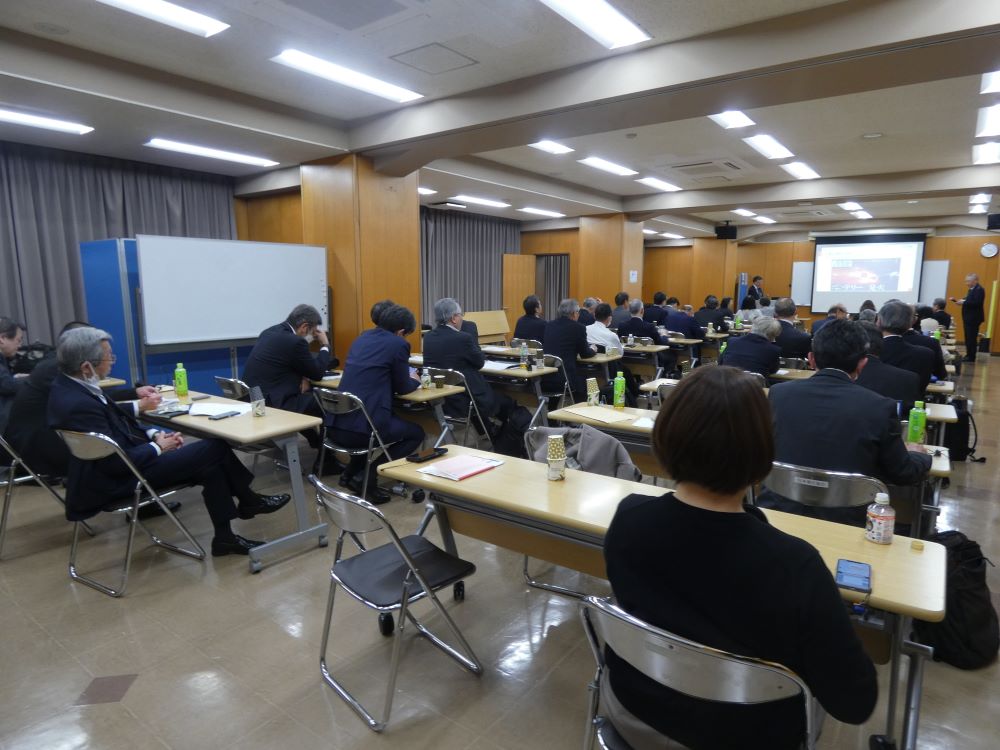 製品安全セミナーでは事故の再現映像を使用して説明