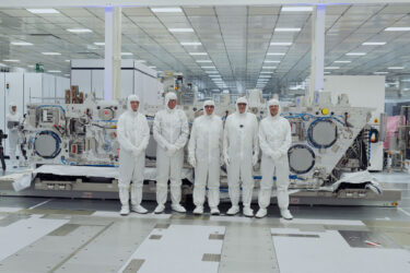 世界最先端のASML製露光装置、ベルギーの半導体研究開発機関に設置