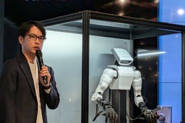 日立、複雑な作業を自動化する「フィジカルAI」開発　4月に体験スタジオ開設