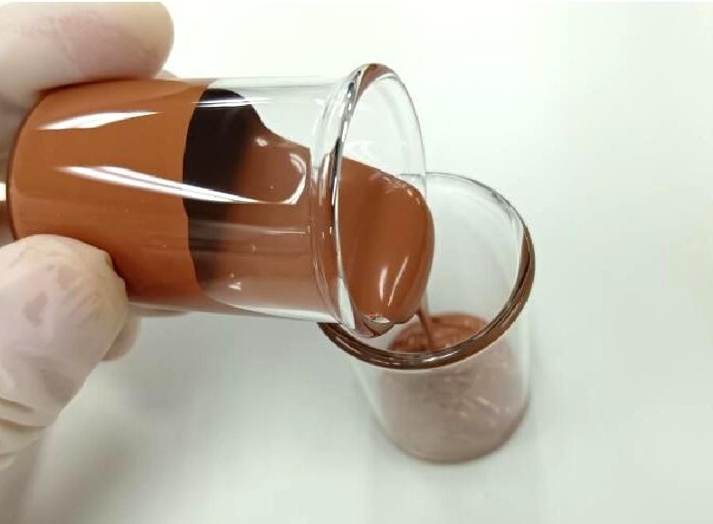 ミクロンサイズの銅粉を使った導電性ペースト