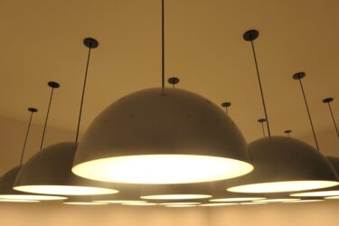 パナソニックEW、インテリア照明のラインアップ拡充　多灯吊りも提案