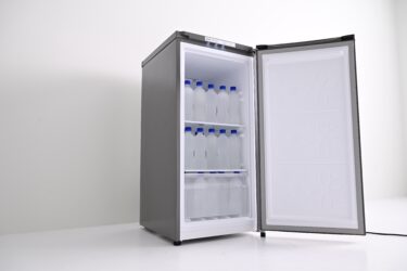 「飲める氷」作れる業務用ノンフロン冷凍庫、５月中旬発売　山善