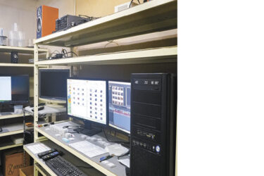 学校向け写真まとめたDVD作成、繁忙期避けた取り組みで収益源に　パナックふじはら（島根県出雲市）