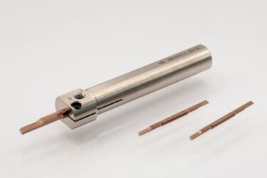 住友電工、内径加工用工具「超硬ソリッドバー」の材種拡充　自動車・半導体分野の需要狙う