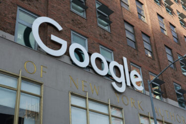 AI半導体「TPU」の新型2種発表　学習と推論に特化　米グーグル