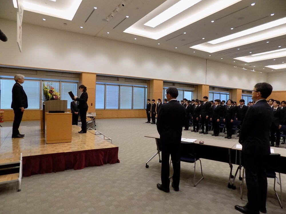 入社式の様子