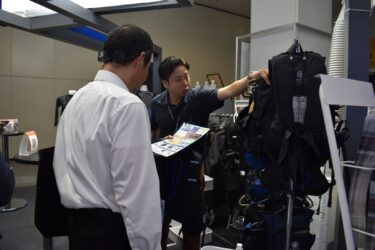 山善、熱中症対策商品が好調　「面で冷やす」水冷服など独自商品で差別化