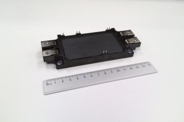 三菱電機、パワー半導体の新製品投入　産業用機器向けインバーターの低消費電力化を後押し