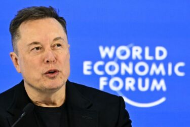 半導体工場に8兆円初期投資　「テラファブ」構想か　米スペースX