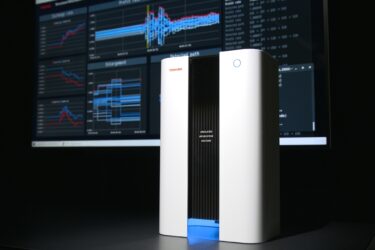 三井住友銀と東芝、新たな株式指数を共同開発　量子技術由来の計算機活用