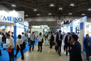 JPCA Show、基板技術の進化示す　高速伝送・大電流・微細化に対応　材料各社が最新プロセス提案