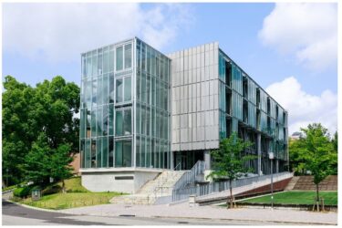 レゾナックと関西大、溶解度パラメーター新規分析手法の共同研究本格化　関西大に共同研究拠点設置