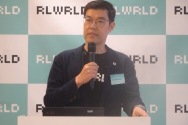 フィジカルAI開発のリアルワールド、繊細なロボット操作を実現　産業現場の省人化を支援
