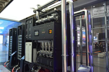 【COMPUTEX2026】AURAS、AI液冷インフラを強化　2MW級CDUで高発熱に対応　水冷板から保守まで一括提案