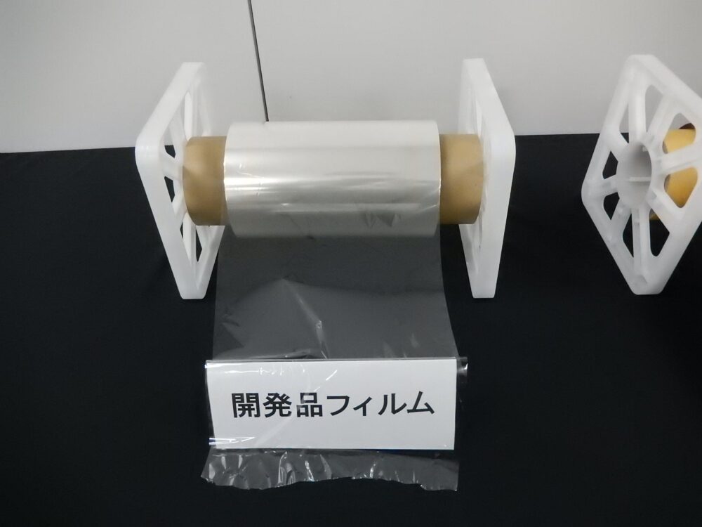 東レ、LIB負極集電体向け基材フィルム　4特性を両立、世界初　集電体重量を約50～60%削減
