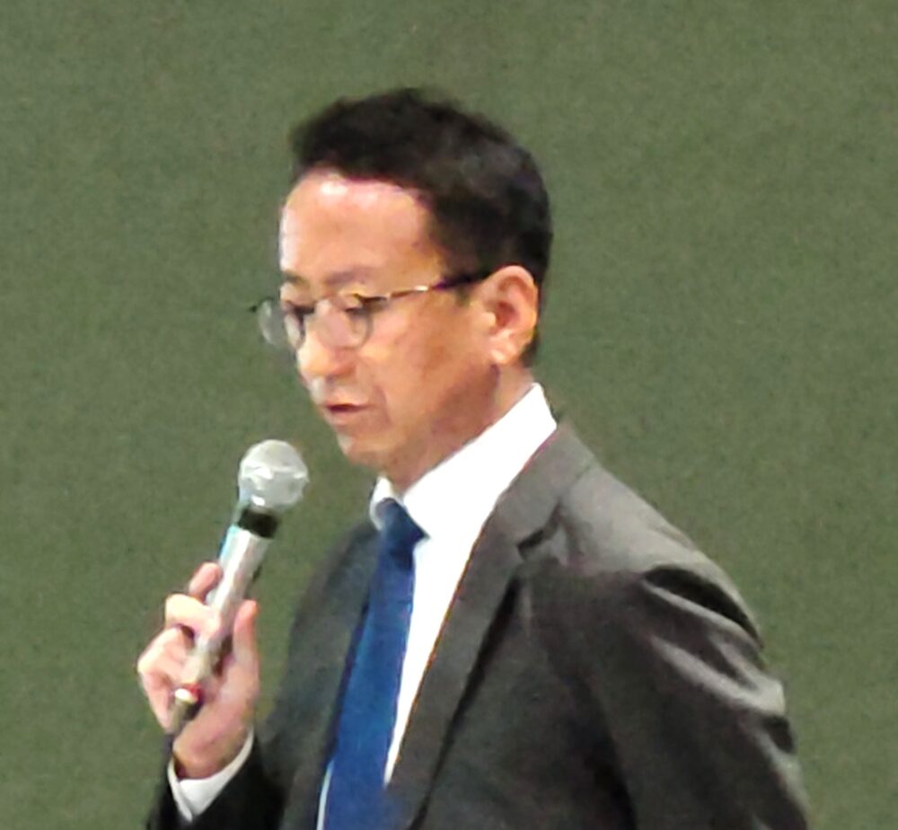今年は総務省放送技術課の根本朋生課長が講演