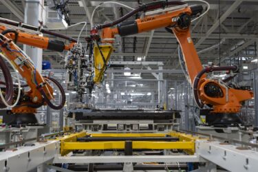独BMW、米新工場でEV電池量産へ　AI活用で不良ゼロ目指す