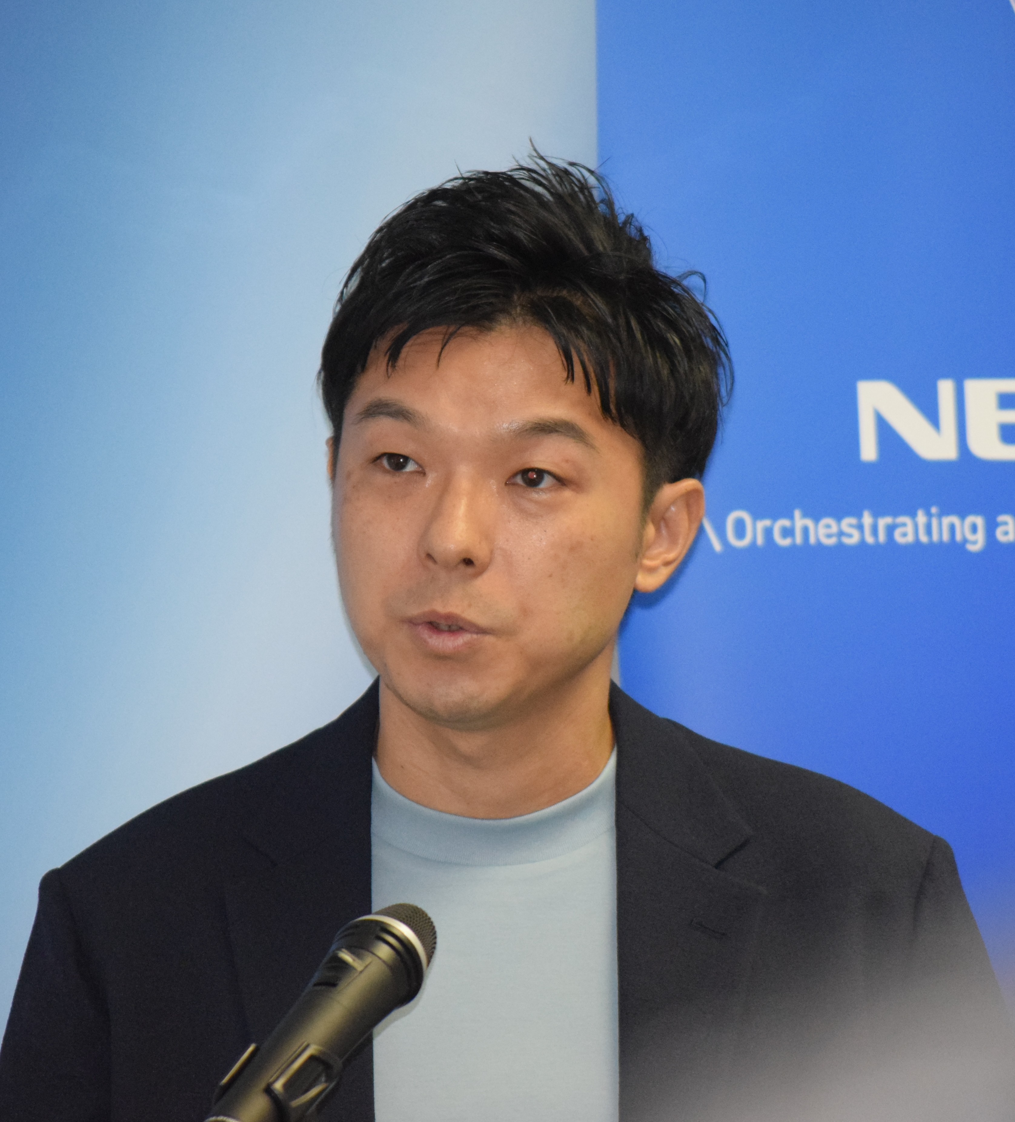清水氏