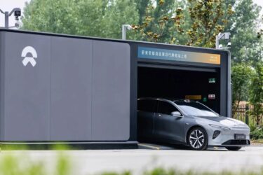 中国政府、2030年に新エネ車比率30％へ　脱炭素の促進へ保有台数を増加