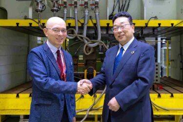 小野測器、廃車残渣を次世代素材へ　名古屋大NCCと新構造の研究開始