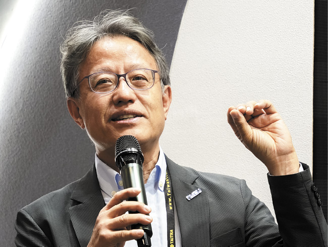 陽明交通大学・産学共創オフィスの黄経尭・産創長