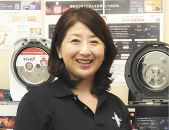 知佐子さん