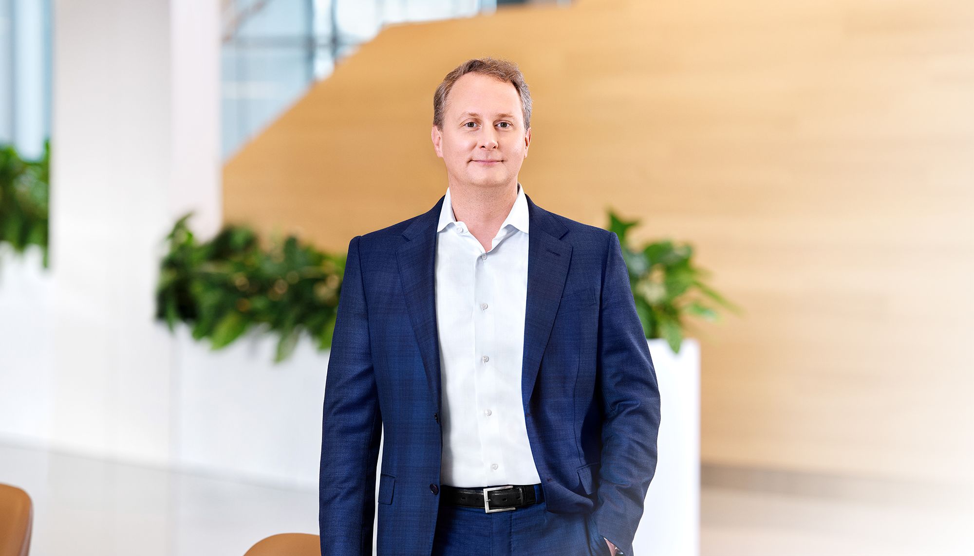 新会社のトップに就任予定のチャーターのクリス・ウィンフリーCEO