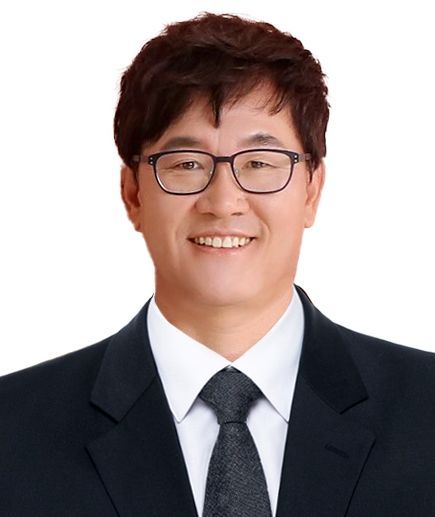 新会社のCEOに就任したキム・ソンス氏