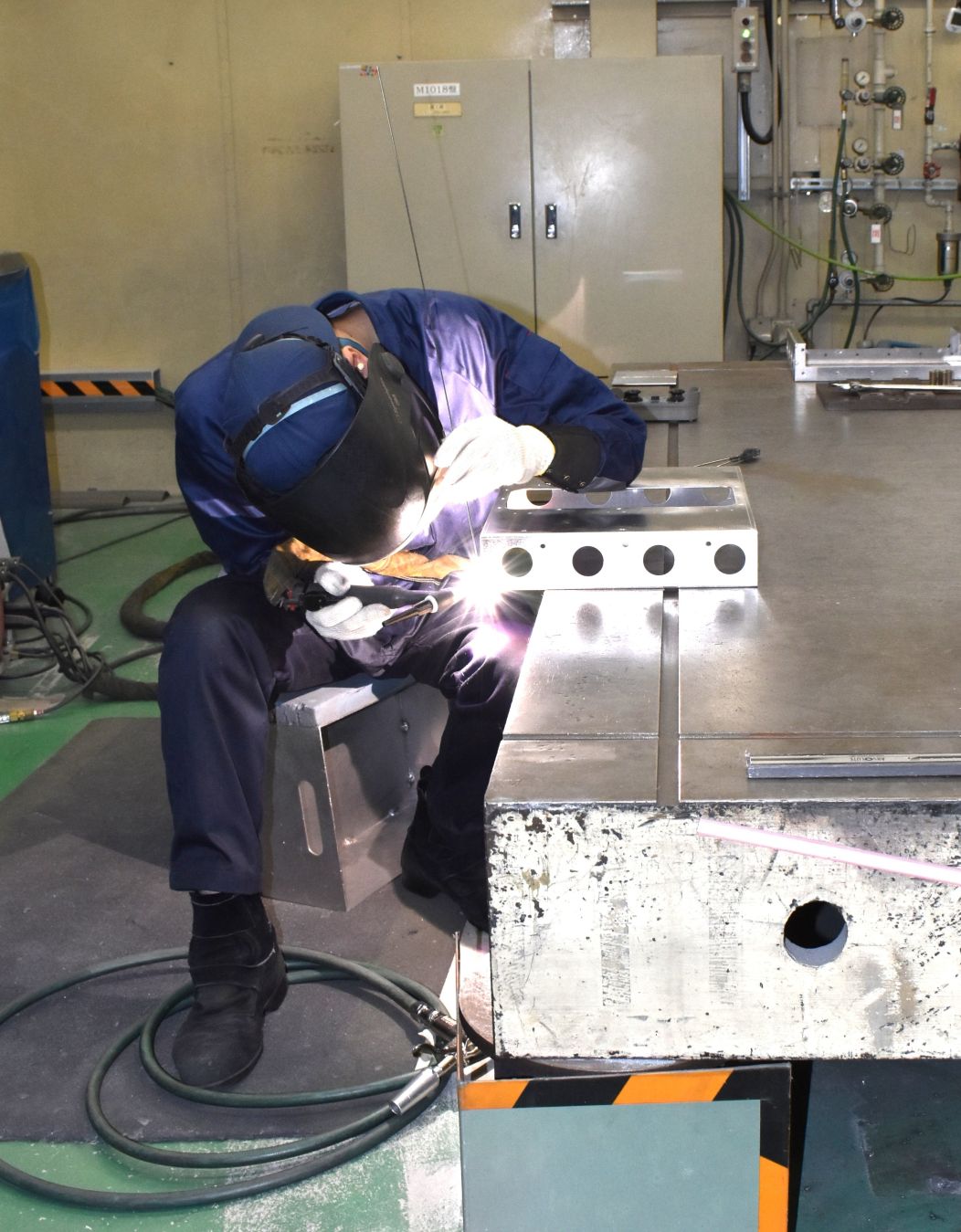 高度な技術が求められるアルミニウム溶接でトップレベルの技術を持つなど、モノづくり力に力を入れる
