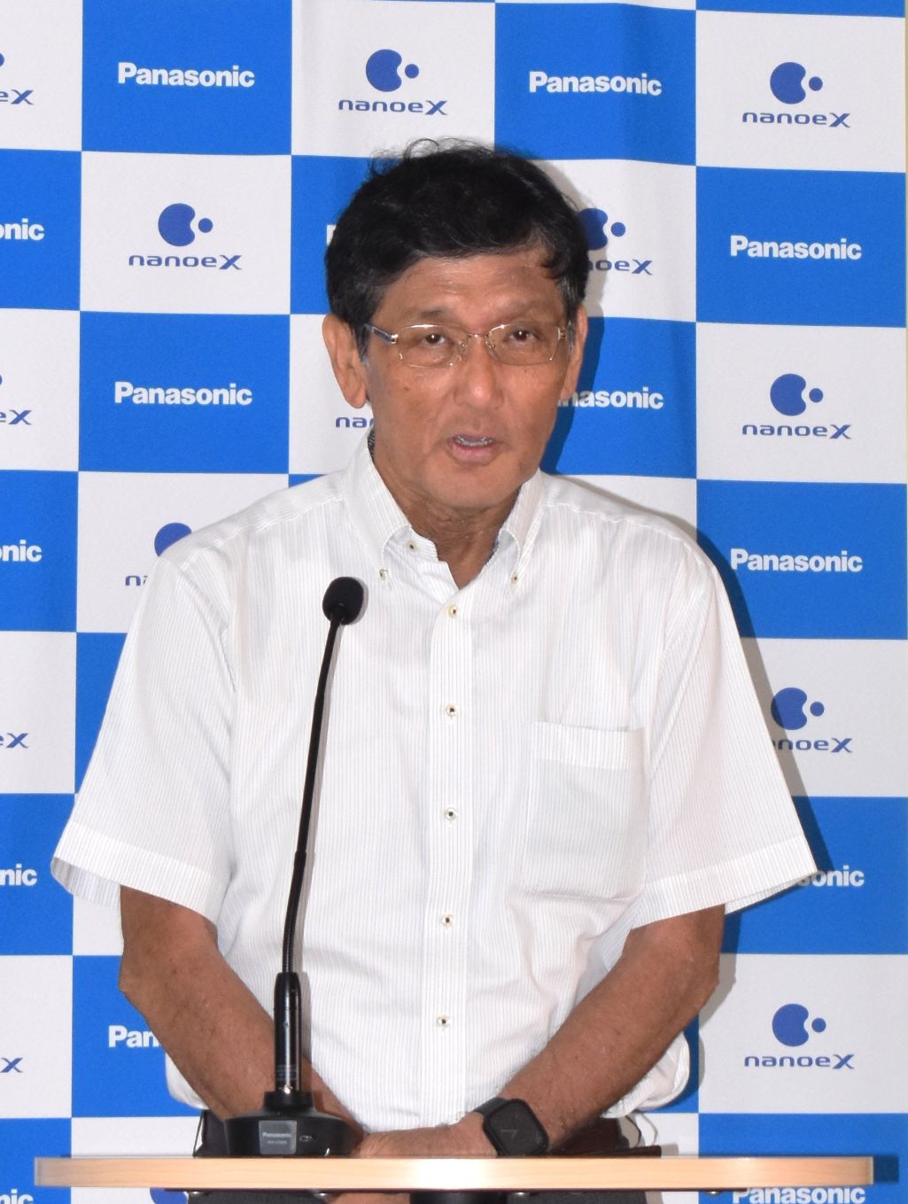 カビ対策に有効な技術と期待できると話す向本名誉教授
