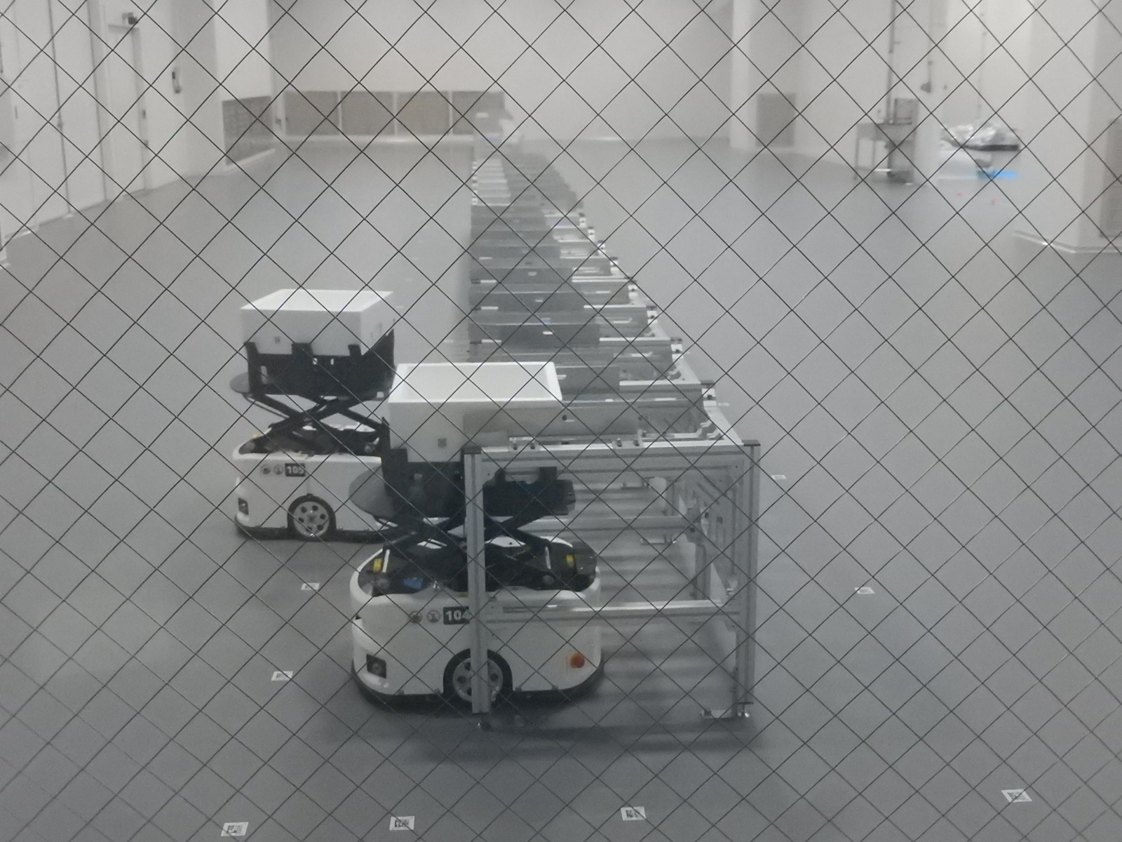 自動搬送ロボットによる自動搬送