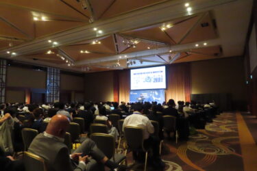 Pega、日本初のグローバルイベント　信頼性高い企業向けAIを訴求　業務変革とモダナイゼーション推進