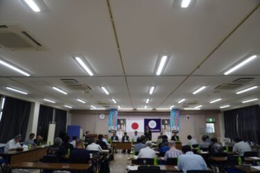 大阪商組が理事会　地域店PRに向けのぼり作成