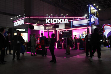 高速SSD、東京ゲームショウで性能競う　ゲーミングPCが後押し