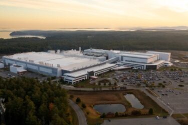 米GF、ニューヨークに半導体新工場を2棟建設へ　日本は最大210億ドル投資
