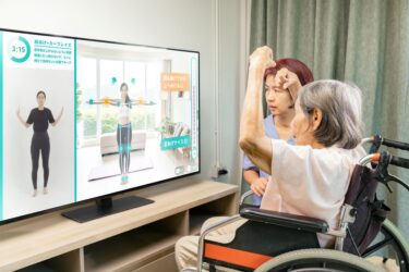 シャープ　介護施設で「介護向けAIトレーナー」実証開始