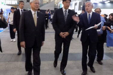 【CEATEC 2026】CEATECとモビリティーショー視察　JEITA新野会長と自工会・佐藤会長　「ITとモビリティーは密接な関係」